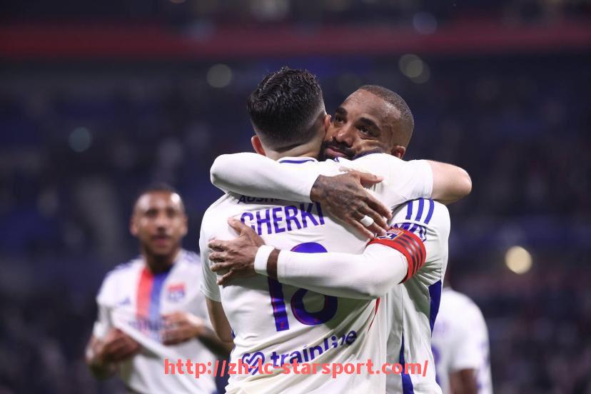 星空体育app-世俱杯比赛积分榜实时更新，助力球迷即时掌握排名动态