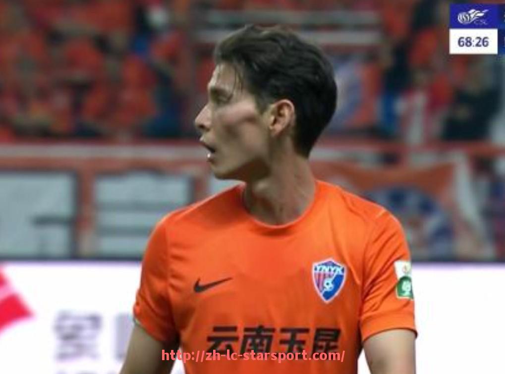 星空体育app-世俱杯比赛暂停信号识别标准及裁判响应流程解析